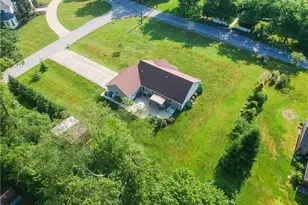 1213 West Dr, Penn Township, PA 16002 - Photo 18