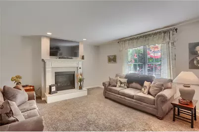 1213 West Dr, Penn Township, PA 16002 - Photo 32