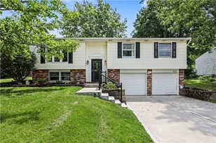 1914 Strawbridge Dr, South Park, PA 15129 - Photo 2