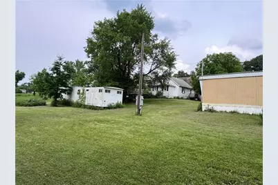 275 S Duffy Rd, Twp of But SW, PA 16001 - Photo 8