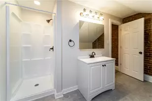 5143 Carnegie St, Pittsburgh, PA 15201 - Photo 16