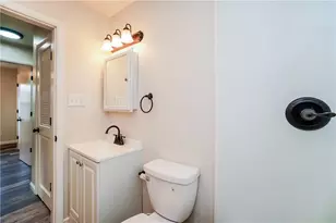 219 Maple Dr, Monroeville, PA 15146 - Photo 18