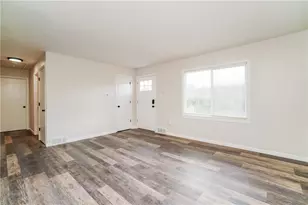 219 Maple Dr, Monroeville, PA 15146 - Photo 6