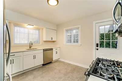 941 Whitehead Ln, North Huntingdon, PA 15642 - Photo 8