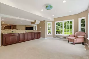 7000 Pinehurst Dr, Collier Township, PA 15142 - Photo 34