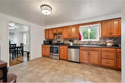 611 Pikeview Dr, Pittsburgh, PA 15239 - Photo 8