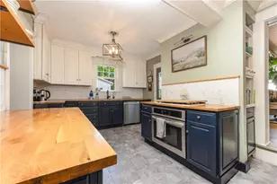 228 Edgewood Ave, Grove City Boro, PA 16127 - Photo 10