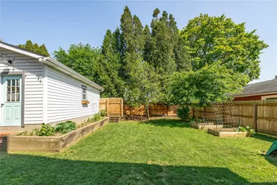 228 Edgewood Ave, Grove City Boro, PA 16127 - Photo 48