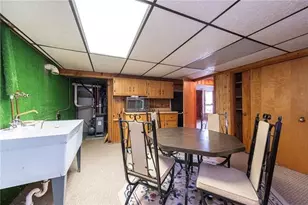 719 Locust St, Hempfield Township, PA 15601 - Photo 14