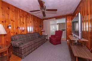 719 Locust St, Hempfield Township, PA 15601 - Photo 6