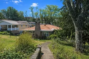 719 Locust St, Hempfield Township, PA 15601 - Photo 18