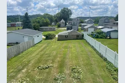 734 Park St, California, PA 15419 - Photo 2