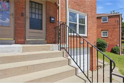 654 Crystal Dr, Pittsburgh, PA 15228 - Photo 8
