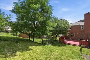 654 Crystal Dr, Pittsburgh, PA 15228 - Photo 38