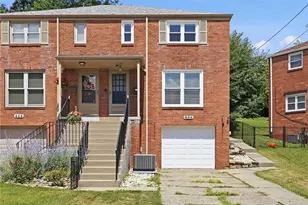 654 Crystal Dr, Pittsburgh, PA 15228 - Photo 2