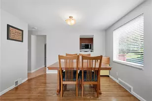 654 Crystal Dr, Pittsburgh, PA 15228 - Photo 16