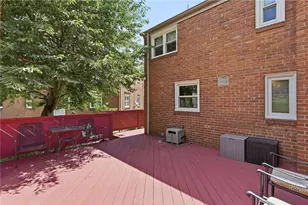 654 Crystal Dr, Pittsburgh, PA 15228 - Photo 34