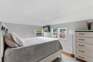 654 Crystal Dr, Pittsburgh, PA 15228 - Photo 28