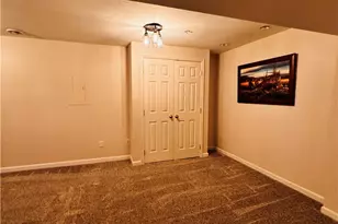 630 Hunting Creek Rd, Canonsburg, PA 15317 - Photo 24