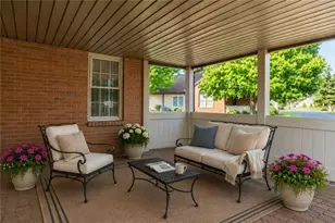 23 Ashford Dr, Cranberry Township, PA 16066 - Photo 4