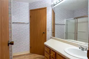 23 Ashford Dr, Cranberry Township, PA 16066 - Photo 22