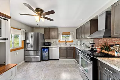 207 McCormick Ave, Bentleyville, PA 15314 - Photo 14