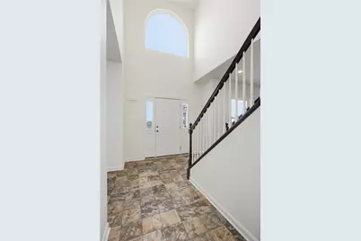 304 Rose Hill Ct, North Strabane, PA 15317 - Photo 2