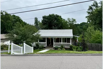 220 Widmer Ave., Lower Burrell, PA 15068 - Photo 2