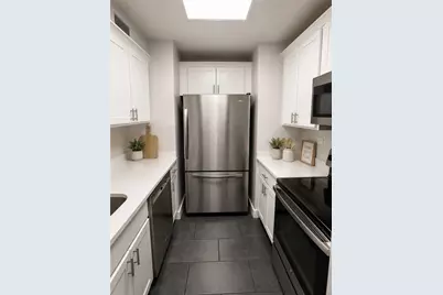 112 Washington Place #8A, Downtown Pgh, PA 15219 - Photo 2
