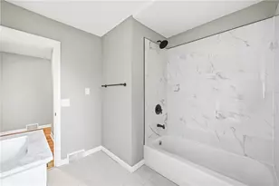 2894 Shadylane Dr, Neshannock Township, PA 16105 - Photo 18