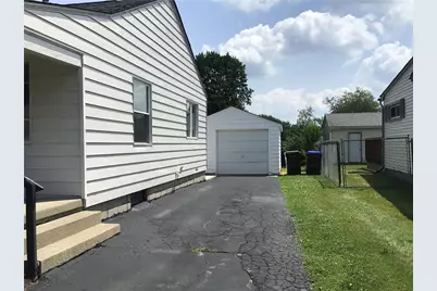 653 Spencer Ave, Sharon, PA 16146 - Photo 4