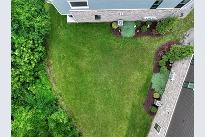 180 Laurel Place Ln, Pittsburgh, PA 15241 - Photo 2