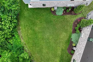 180 Laurel Pl Ln, Pittsburgh, PA 15241 - Photo 2
