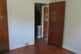 110 Logan Rd, Bethel Park, PA 15102 - Photo 8