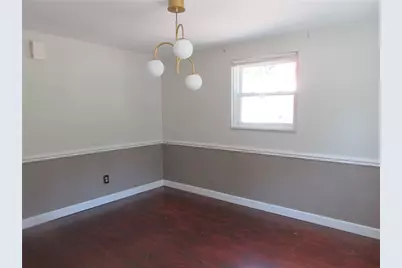 110 Logan Rd, Bethel Park, PA 15102 - Photo 4