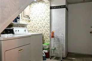 513 N 5th St, Clairton, PA 15025 - Photo 36