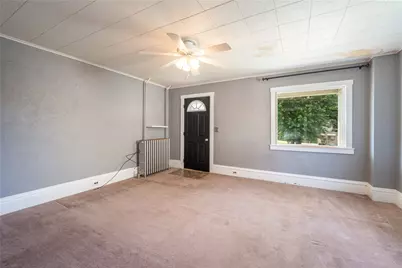 321 W Keeling Ave, Derry Boro, PA 15627 - Photo 8