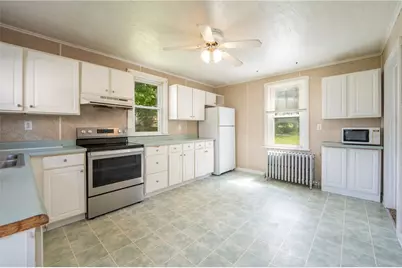 321 W Keeling Ave, Derry Boro, PA 15627 - Photo 12