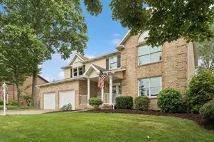 577 Agnes St, Hempfield Township, PA 15601 - Photo 2