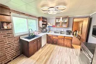 38 Greenhill Rd, Rostraver, PA 15012 - Photo 8