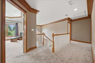 807 Cavan Dr, Cranberry Township, PA 16066 - Photo 8