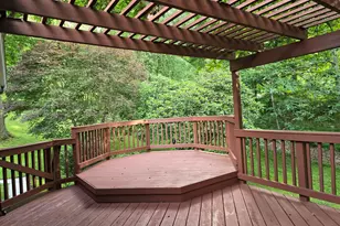 11255 Brokers Ln, North Huntingdon, PA 15642 - Photo 6