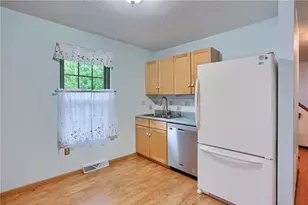 174 Old English Rd, Ross Twp, PA 15237 - Photo 10