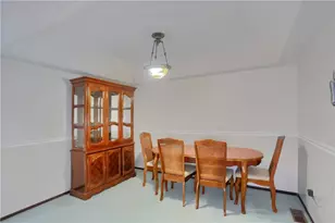 174 Old English Rd, Ross Twp, PA 15237 - Photo 6