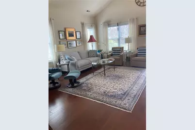 197 Independence Way, Ohio Township, PA 15143 - Photo 2