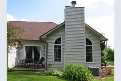 806 Kocher Dr, Grove City Boro, PA 16127 - Photo 10