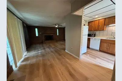 735 Athalia St #1, Baden, PA 15005 - Photo 6
