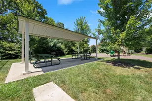 2014 Connecticut Ln, Pittsburgh, PA 15143 - Photo 44