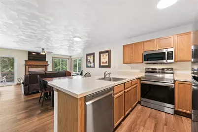 2010 South Ridge Terrace, Hidden Valley, PA 15502 - Photo 10