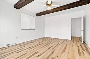 3700 49th St, Pulaski Township, PA 15066 - Photo 16